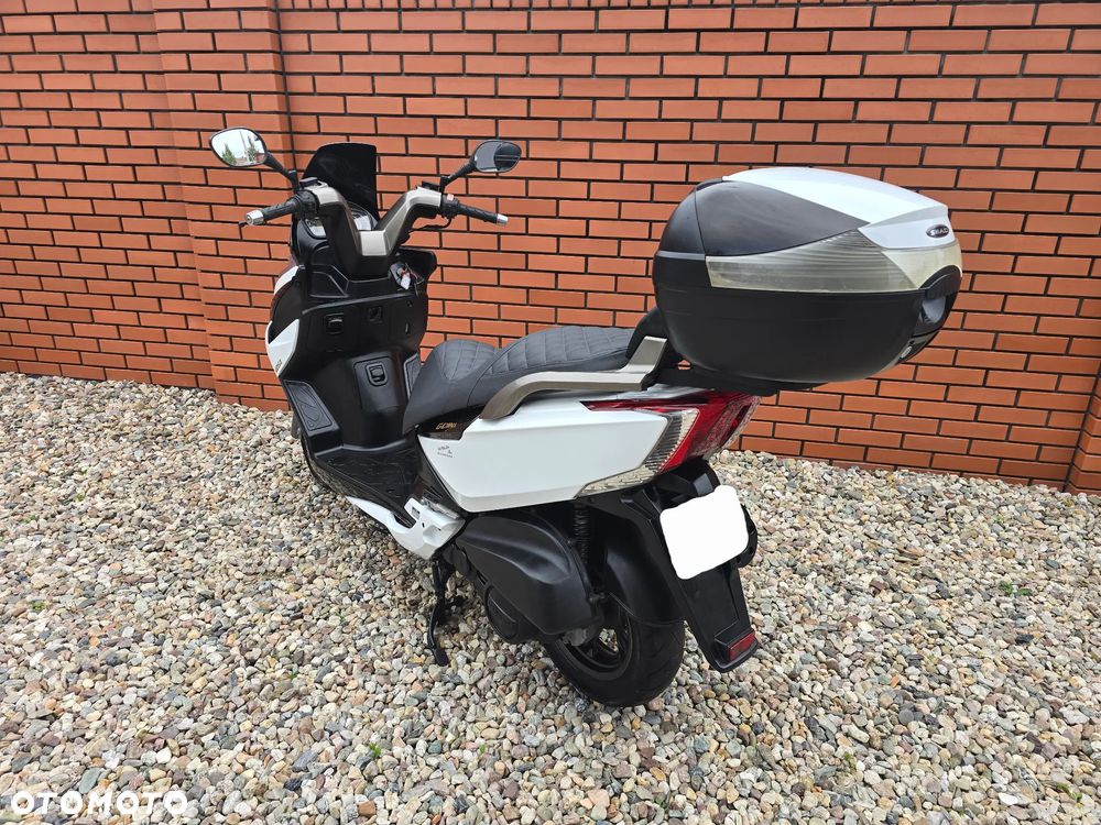 Kymco Downtown - 13