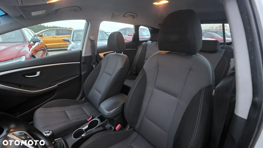 Hyundai i30 - 17