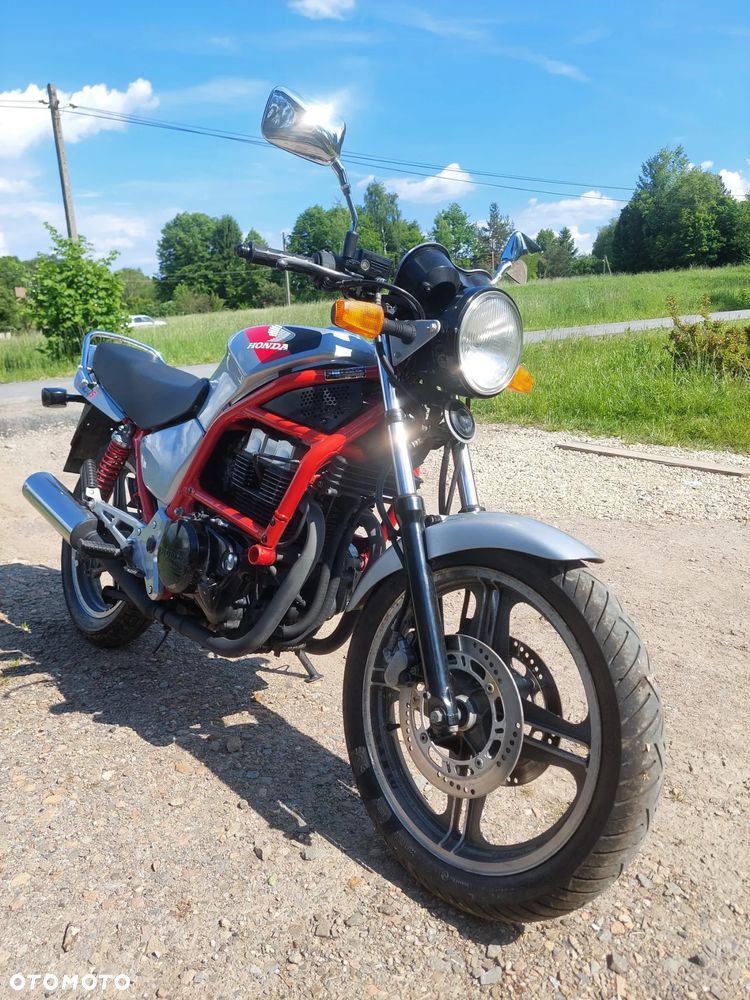 Honda CB - 11