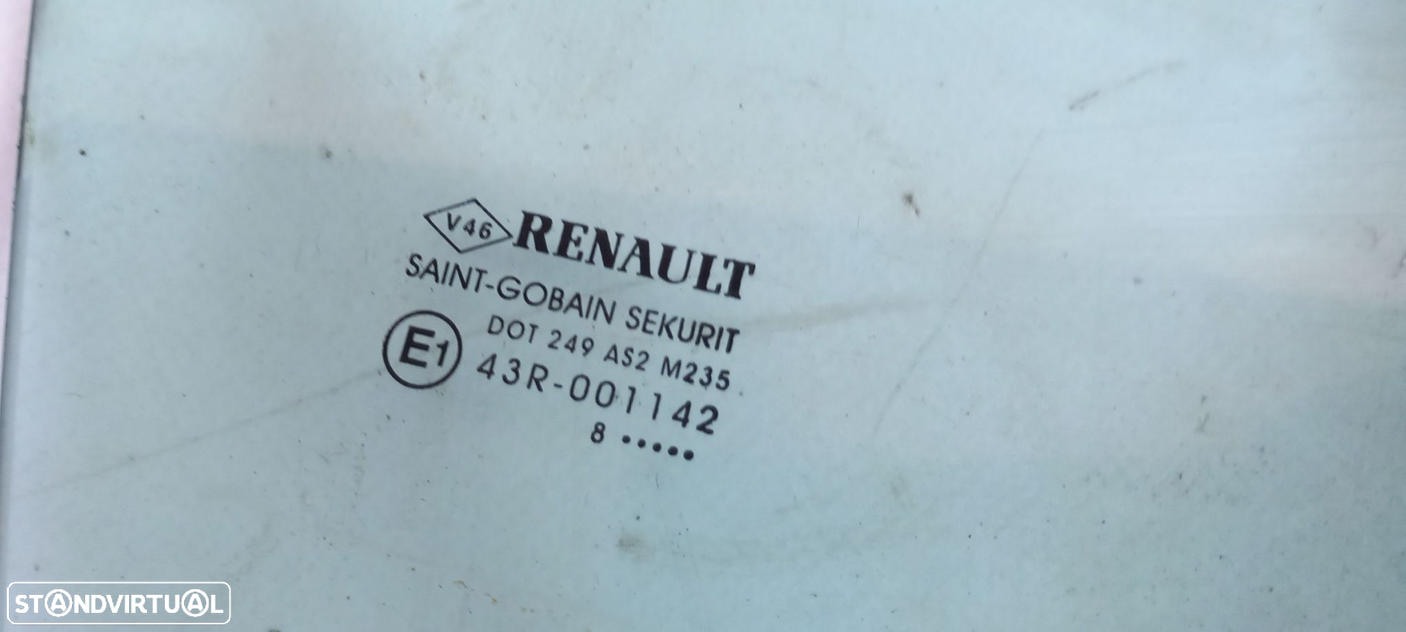 Vidro porta frente direita RENAULT Megane III (BZ0_) - 2