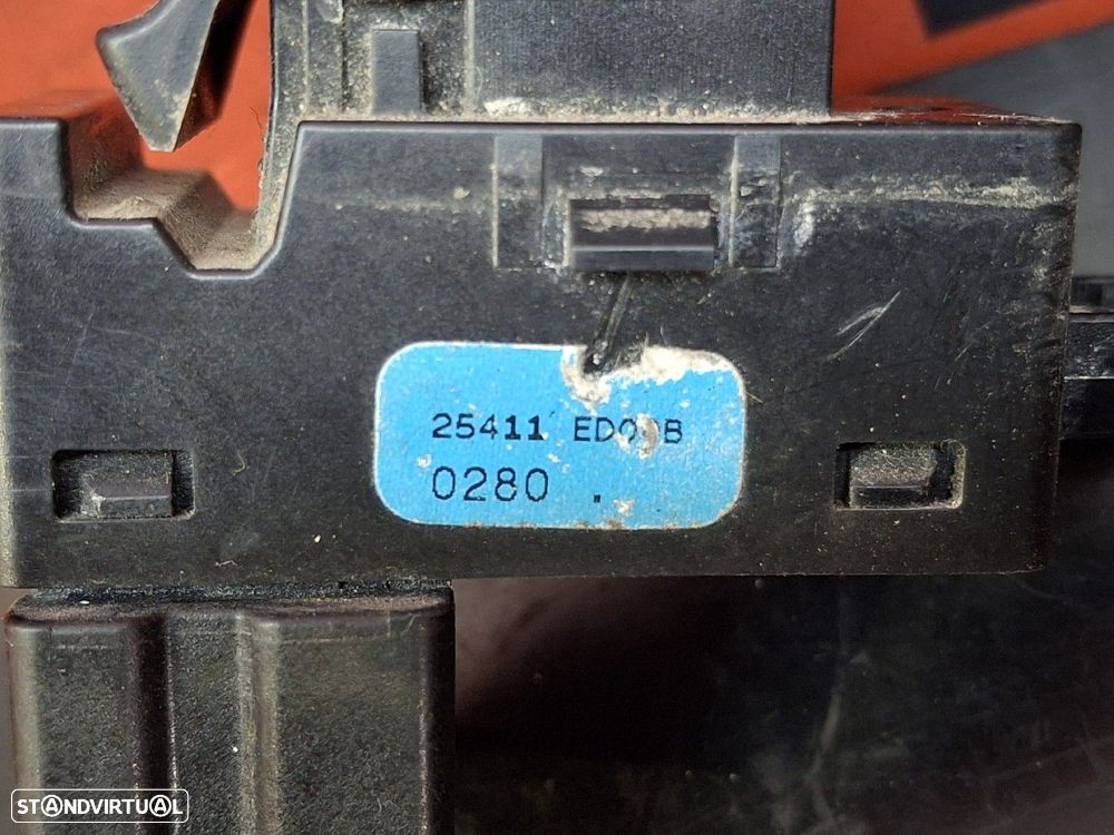 Interruptor De Vidros Frente Direito Nissan Pick Up (D22) - 4