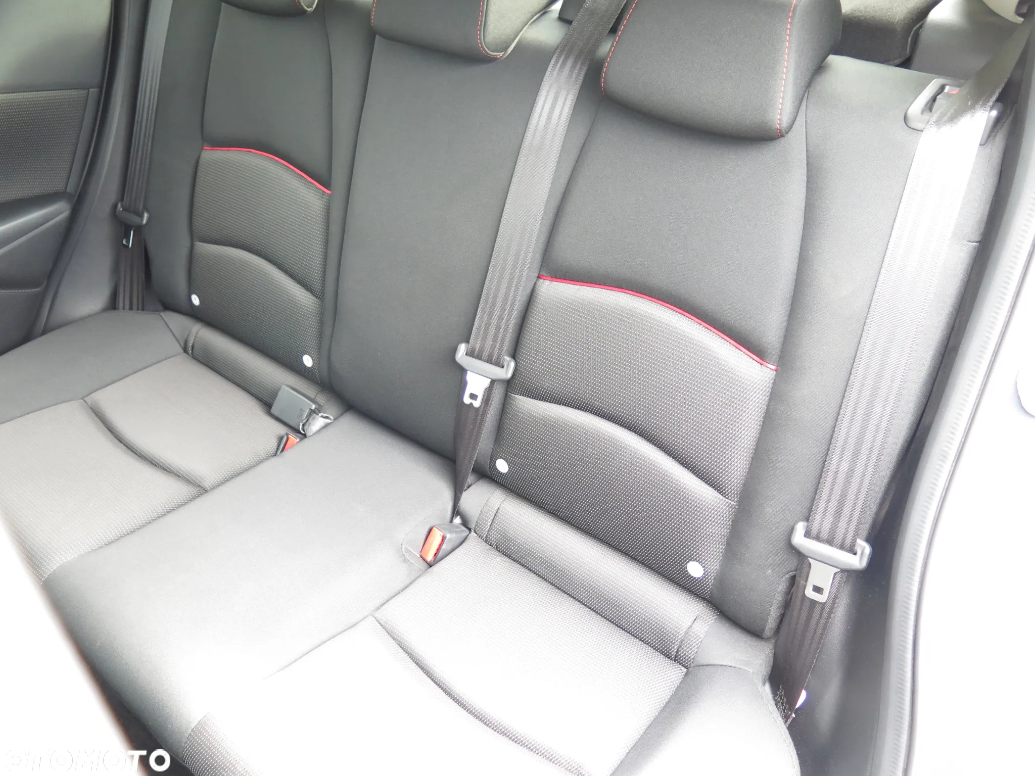 Mazda 2 SKYACTIV-G 90 Homura - 28