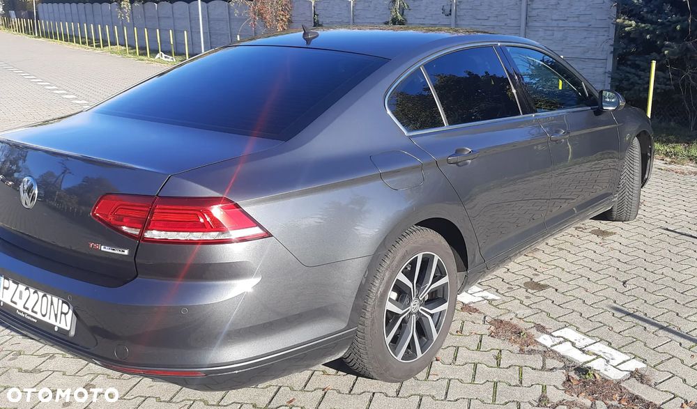 Volkswagen Passat - 3