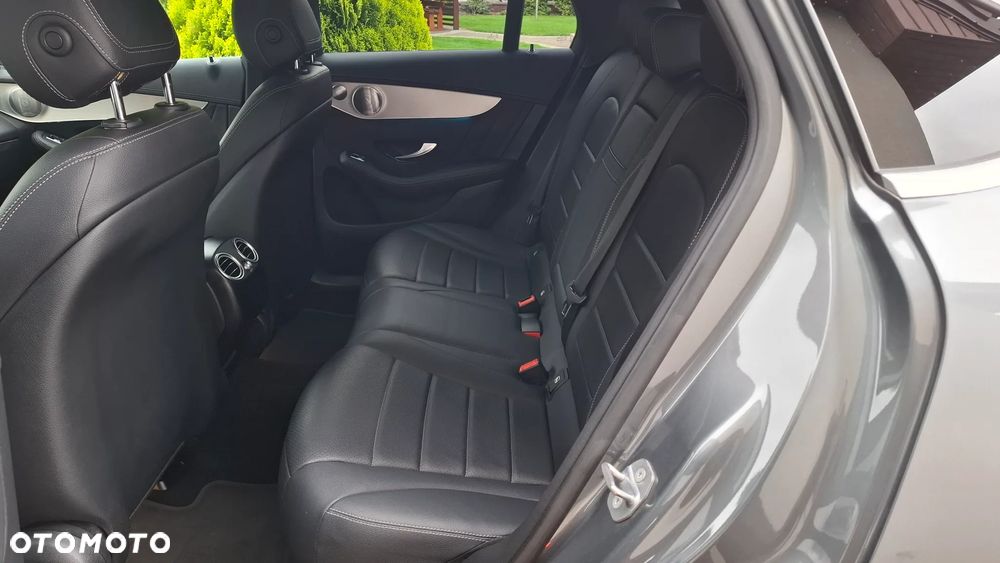 Mercedes-Benz GLC - 7