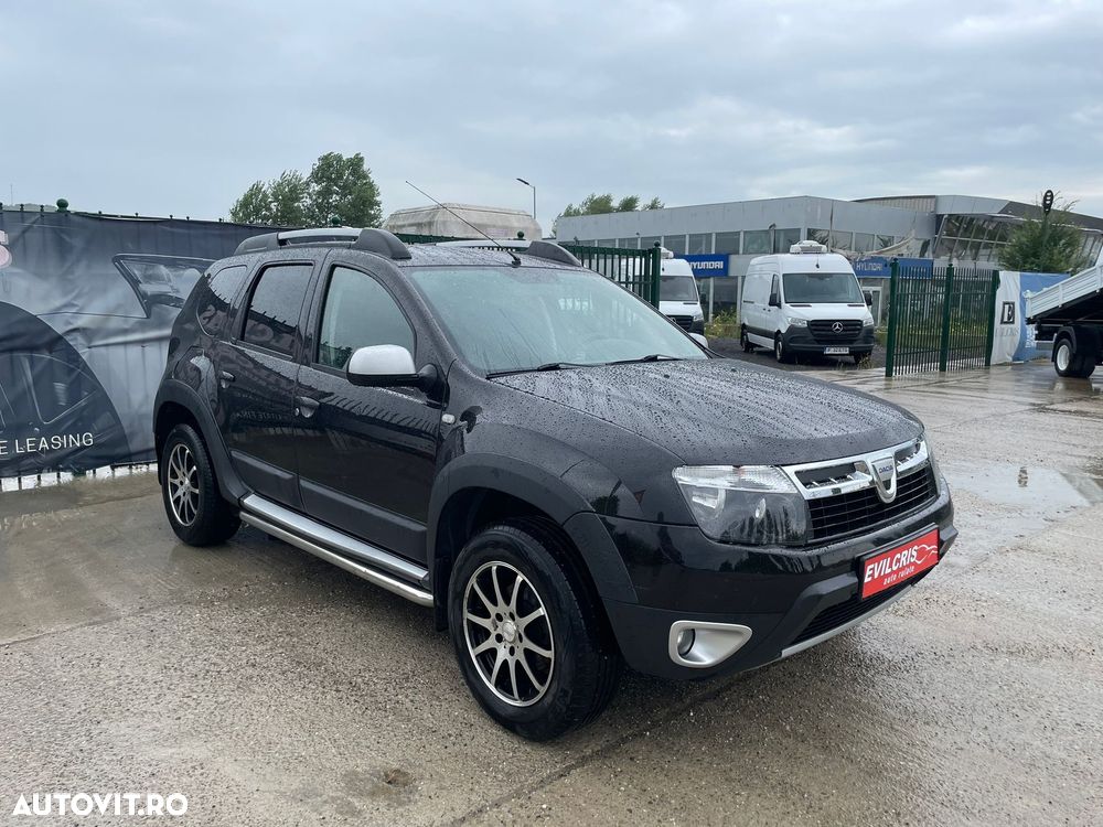 Dacia Duster 1.5 dCi 4x4 Laureate - 3
