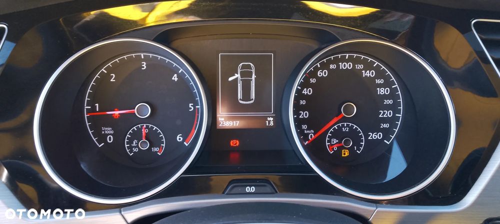 Volkswagen Touran 2.0 TDI SCR (BlueMotion Technology) Comfortline - 13