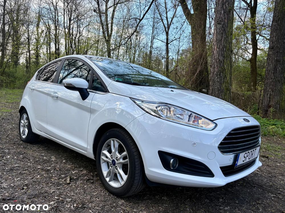 Ford Fiesta 1.0 EcoBoost STart-Stop Titanium - 2