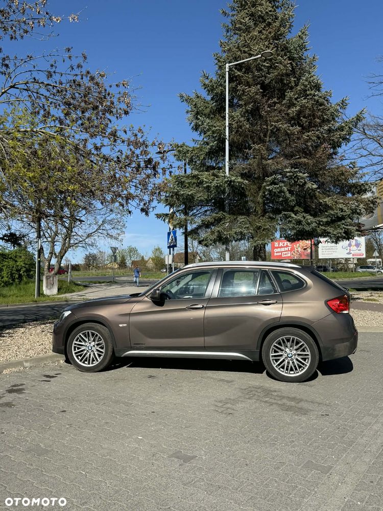BMW X1 sDrive18d - 12