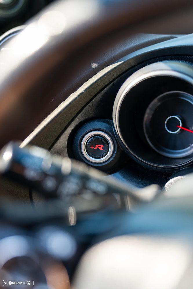 Honda Civic 2.0 VTEC Turbo Type R GT - 32