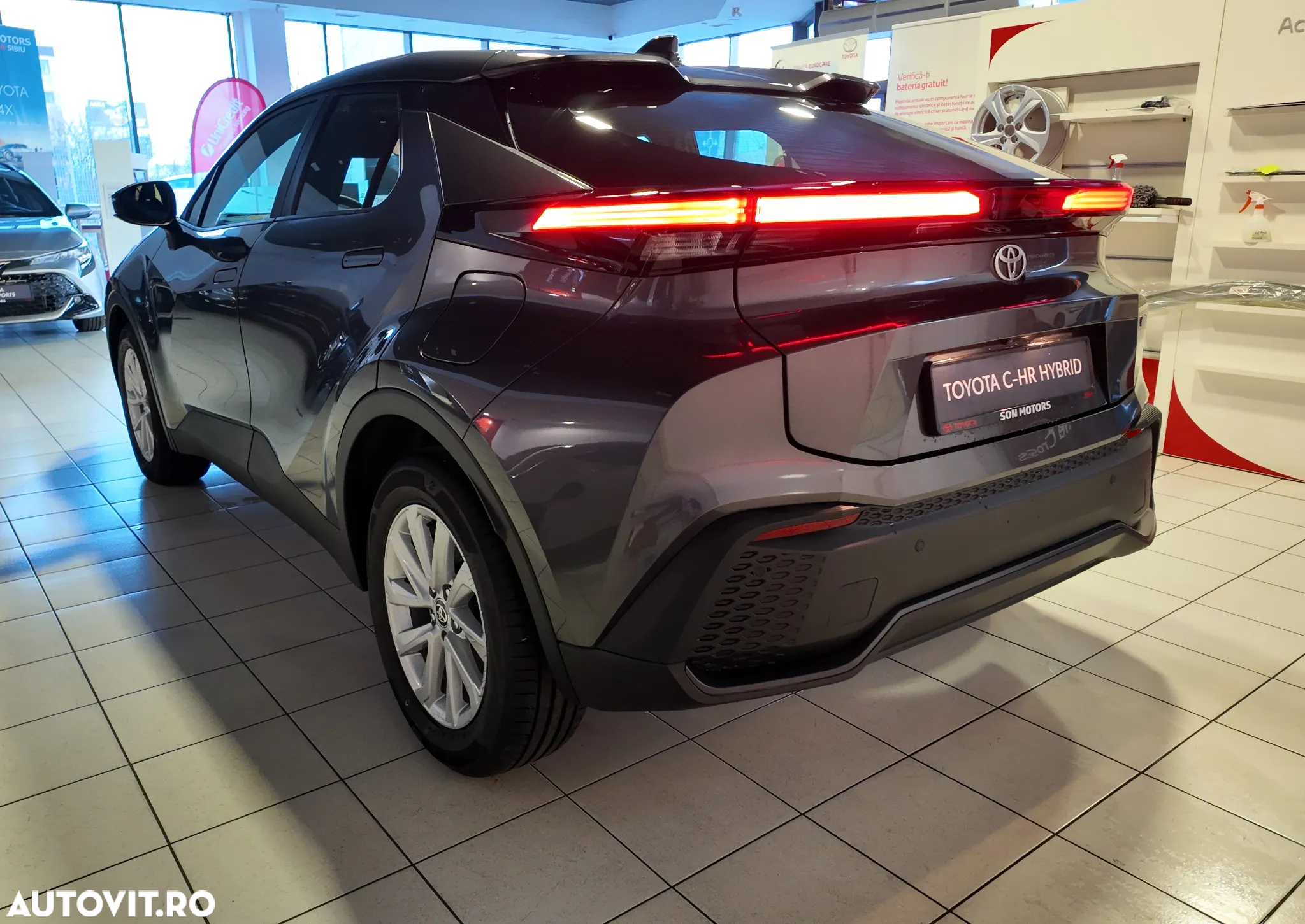 Toyota C-HR 1.8 HEV 140 CP 4x2 CVT Active - 4