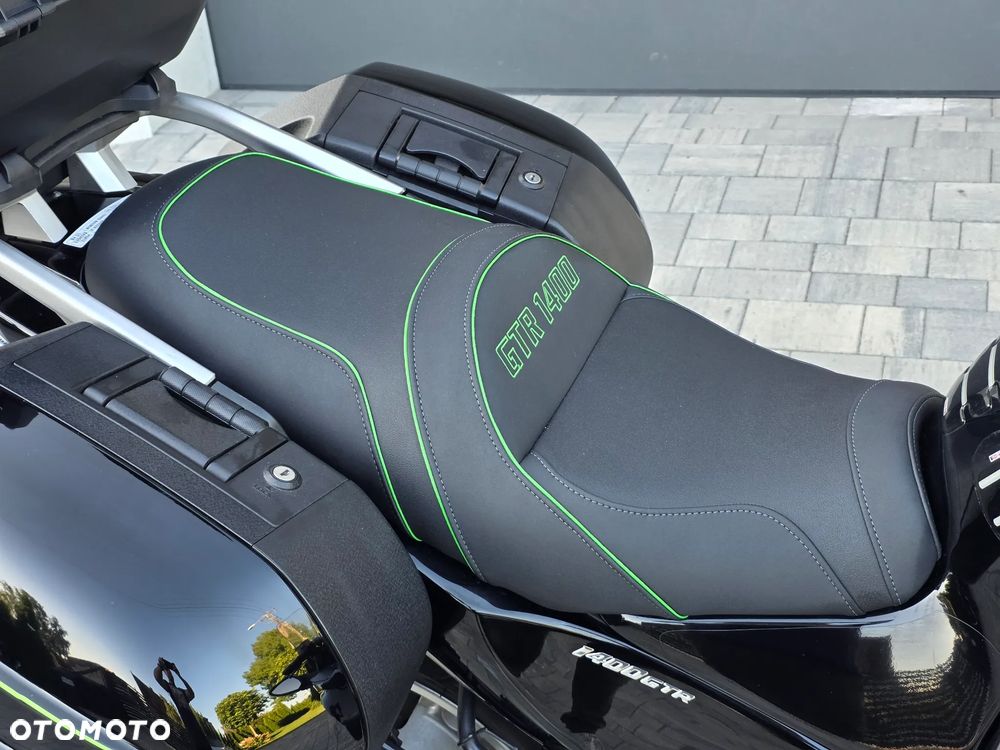 Kawasaki GTR - 11