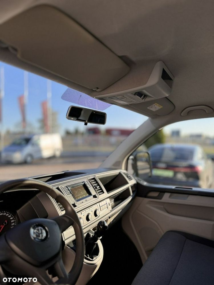 Volkswagen Transporter - 17
