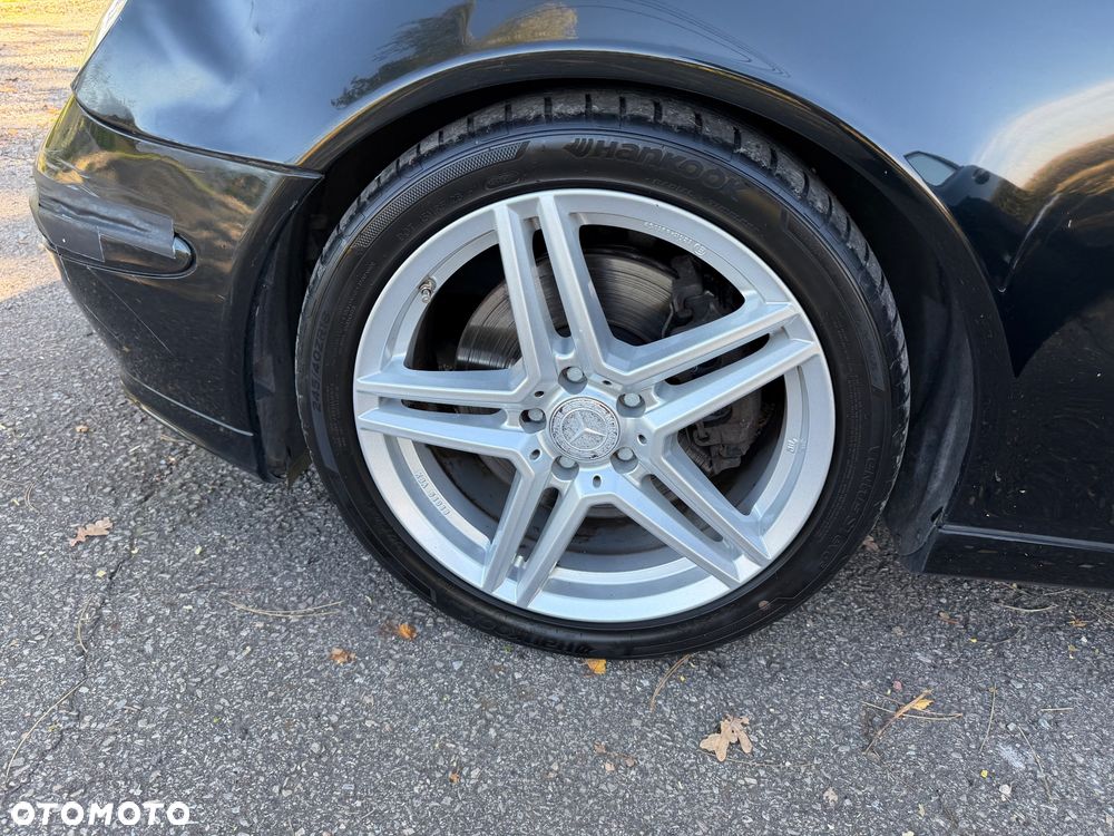 Mercedes-Benz Klasa E 500 4-Matic T Avantgarde - 26