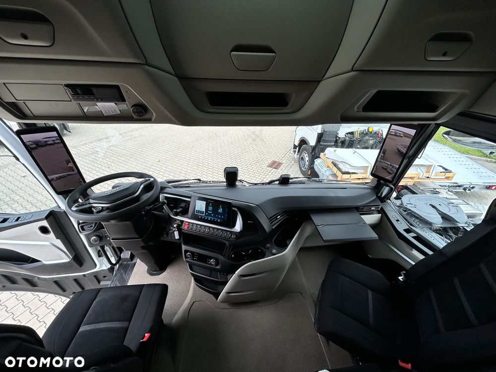 Iveco S-WAY AS440S50T/P - 9
