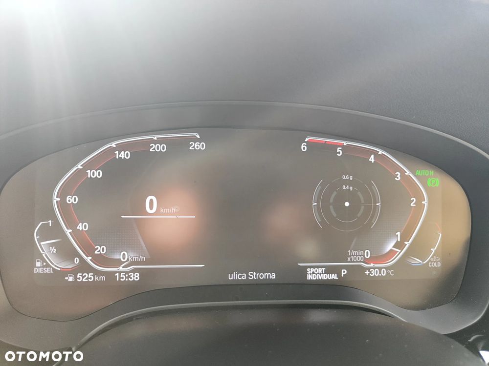 BMW Seria 5 518d mHEV Luxury Line - 38