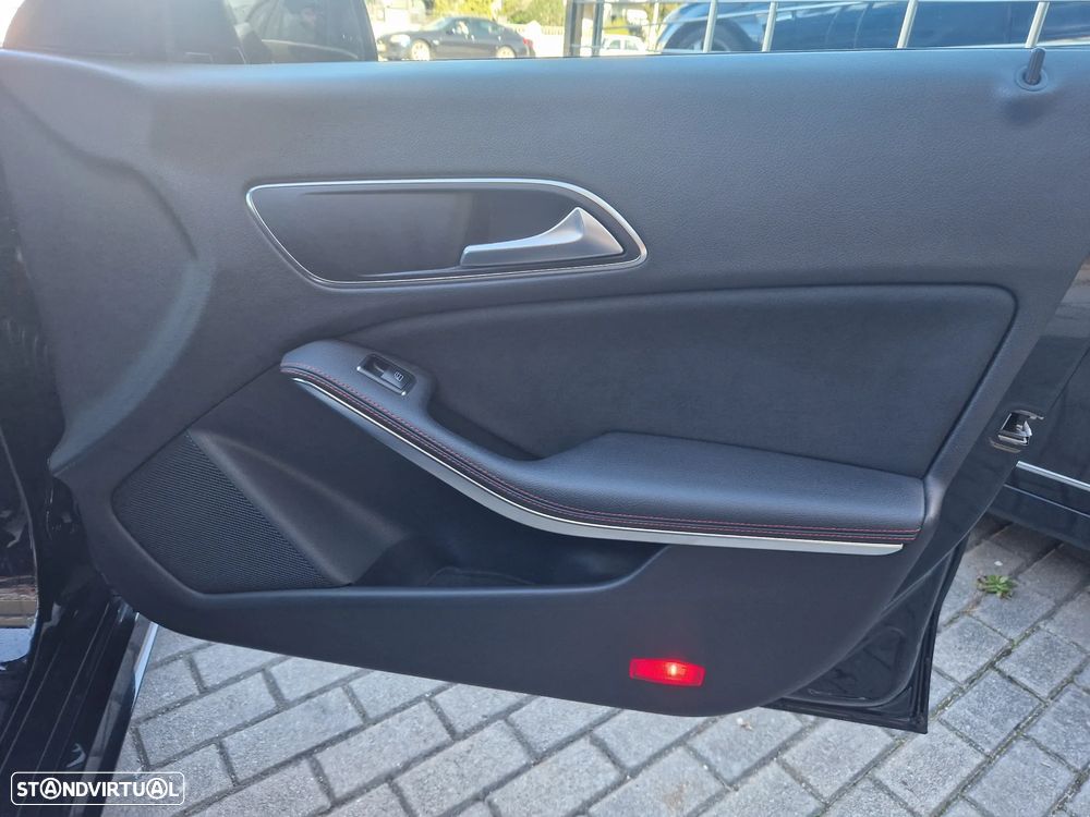 Mercedes-Benz CLA 180 d Shooting Brake AMG Line Aut. - 9