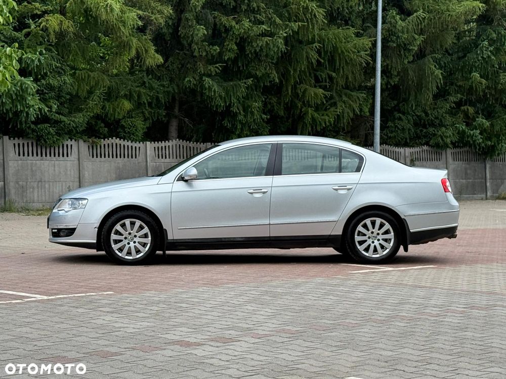 Volkswagen Passat 2.0 TDI Comfortline - 3