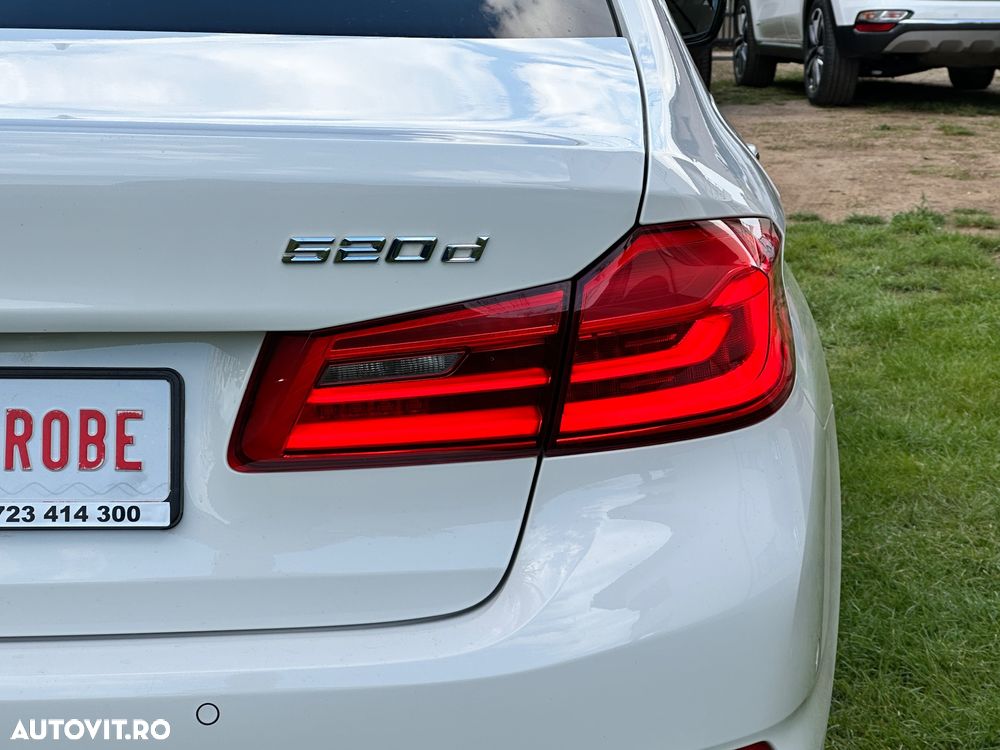 BMW Seria 5 520d Aut. - 37