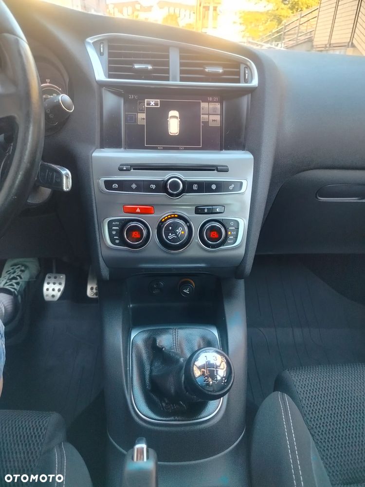 Citroën C4 BlueHDi 100 Business Class - 15
