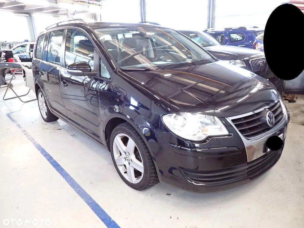 Volkswagen Touran 2.0 TDI DSG Trendline - 1