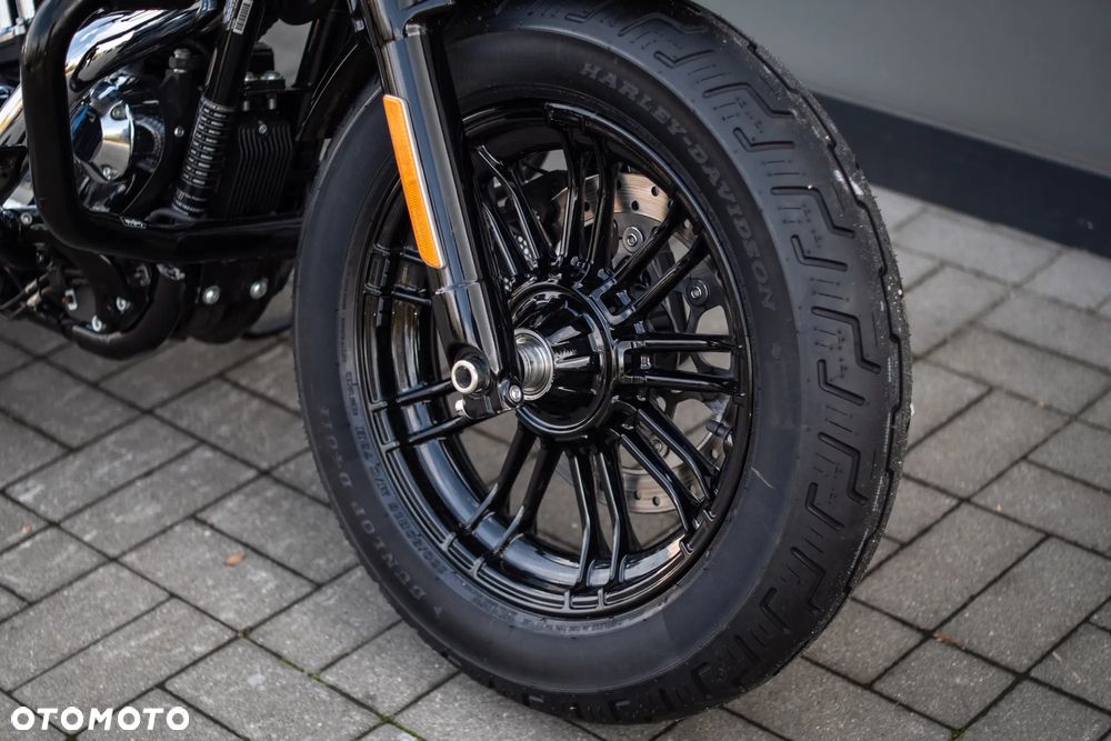 Harley-Davidson Sportster Forty-Eight - 14
