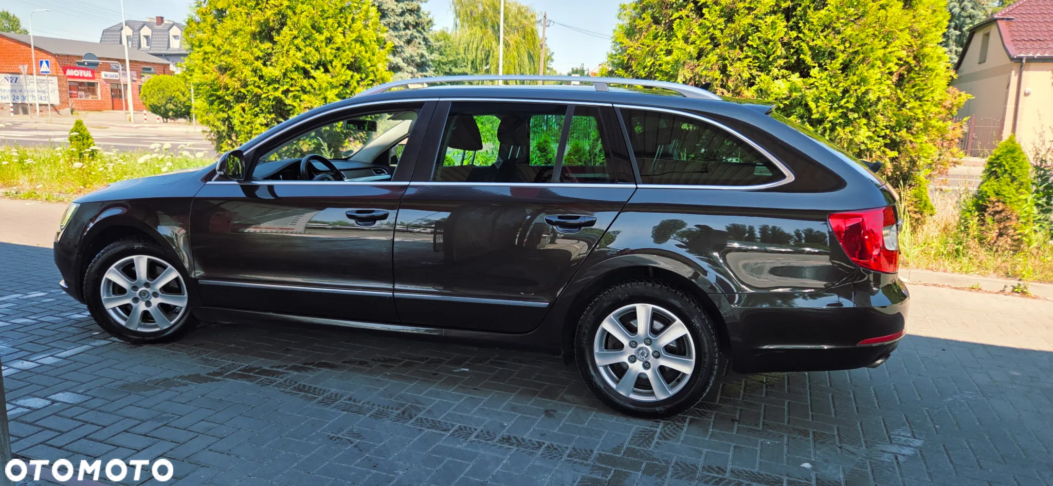 Skoda Superb 2.0 TDI Business DSG - 16