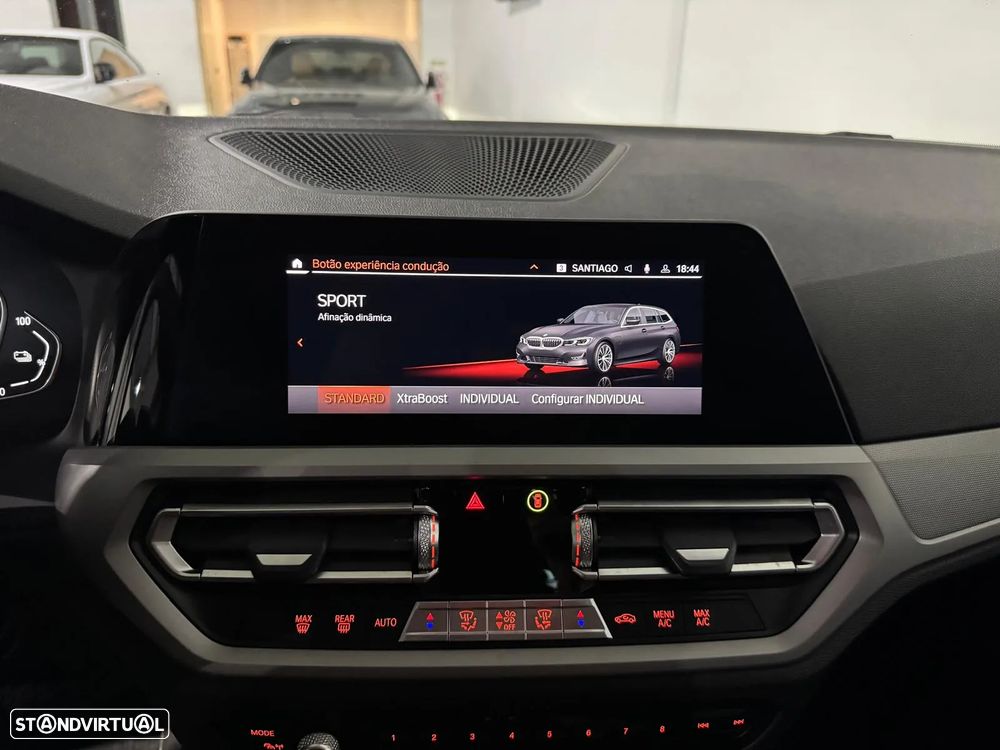 BMW 330 e Touring Pack M Auto - 34