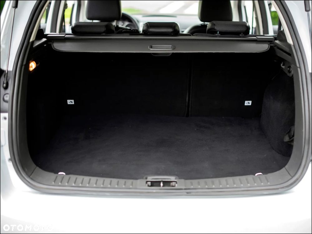 Ford Kuga - 38