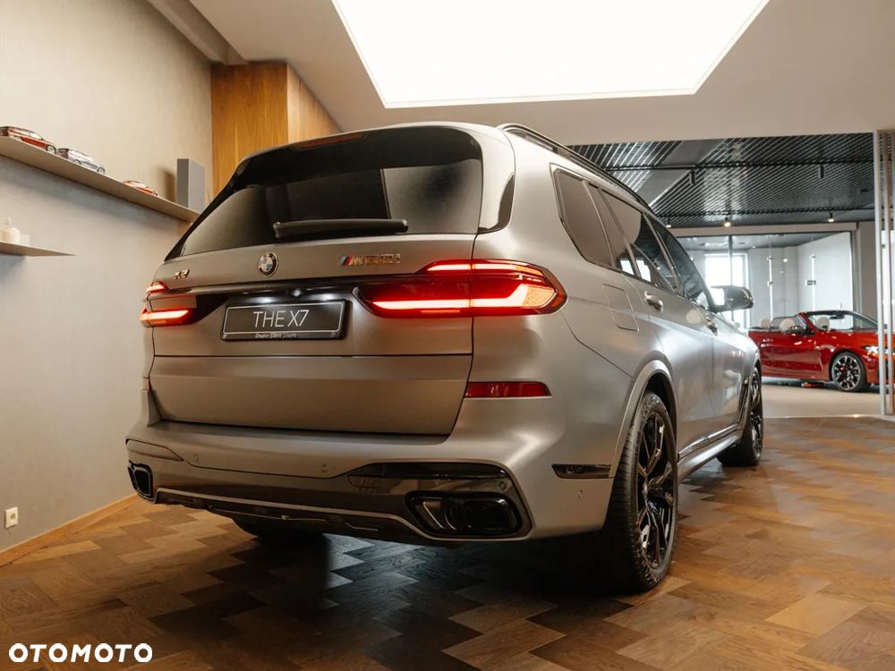 BMW X7 M60i xDrive - 3