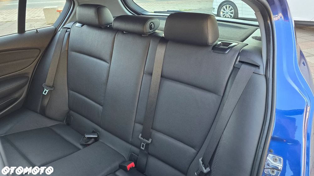 BMW Seria 1 120d DPF Edition Sport - 25
