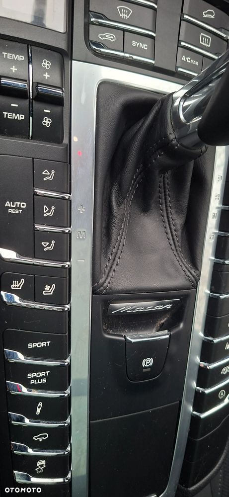 Porsche Macan PDK - 27