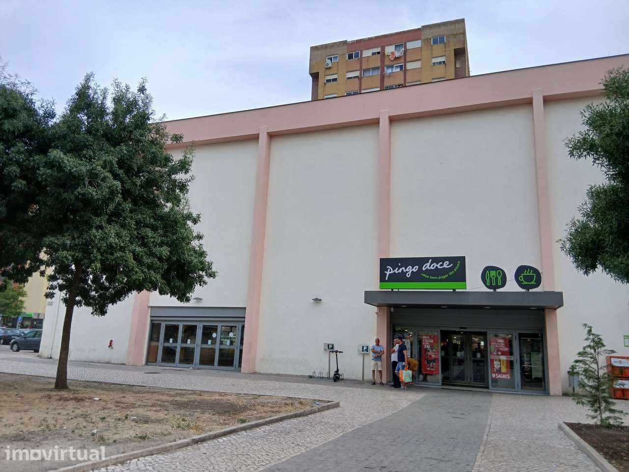 Loja 42 metros pronto a funcionar - Grande imagem: 3/28