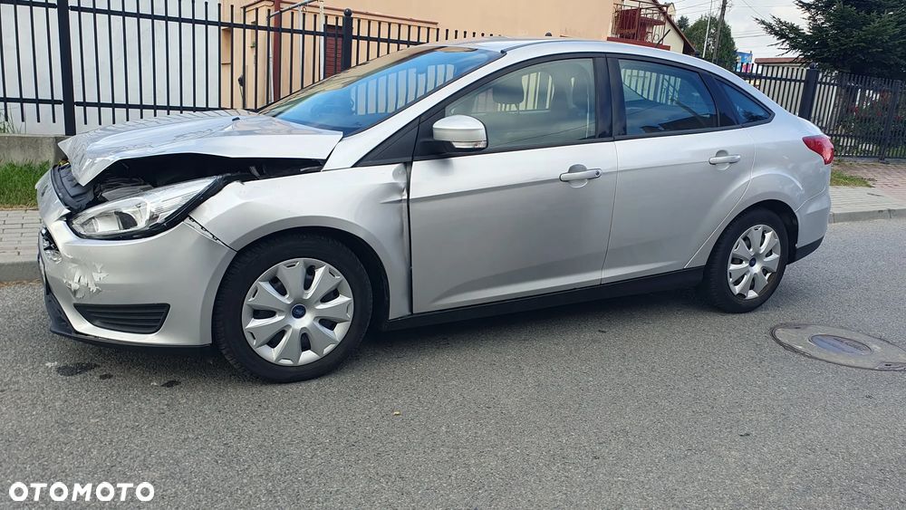 Ford Focus - 16