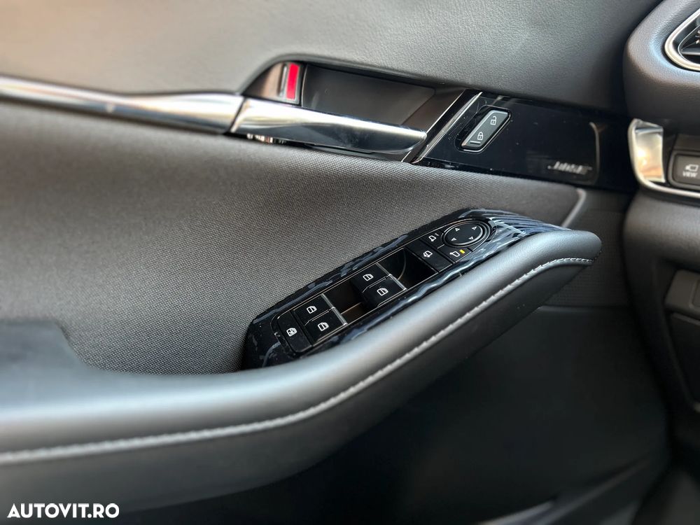 MAZDA CX-30 2025 — imagine 16