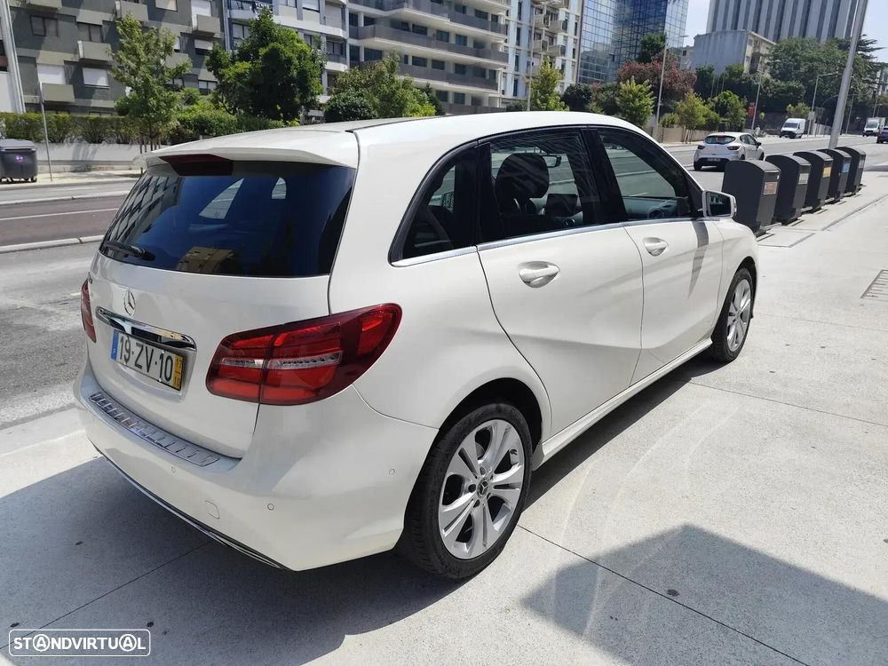 Mercedes-Benz B 180 - 20