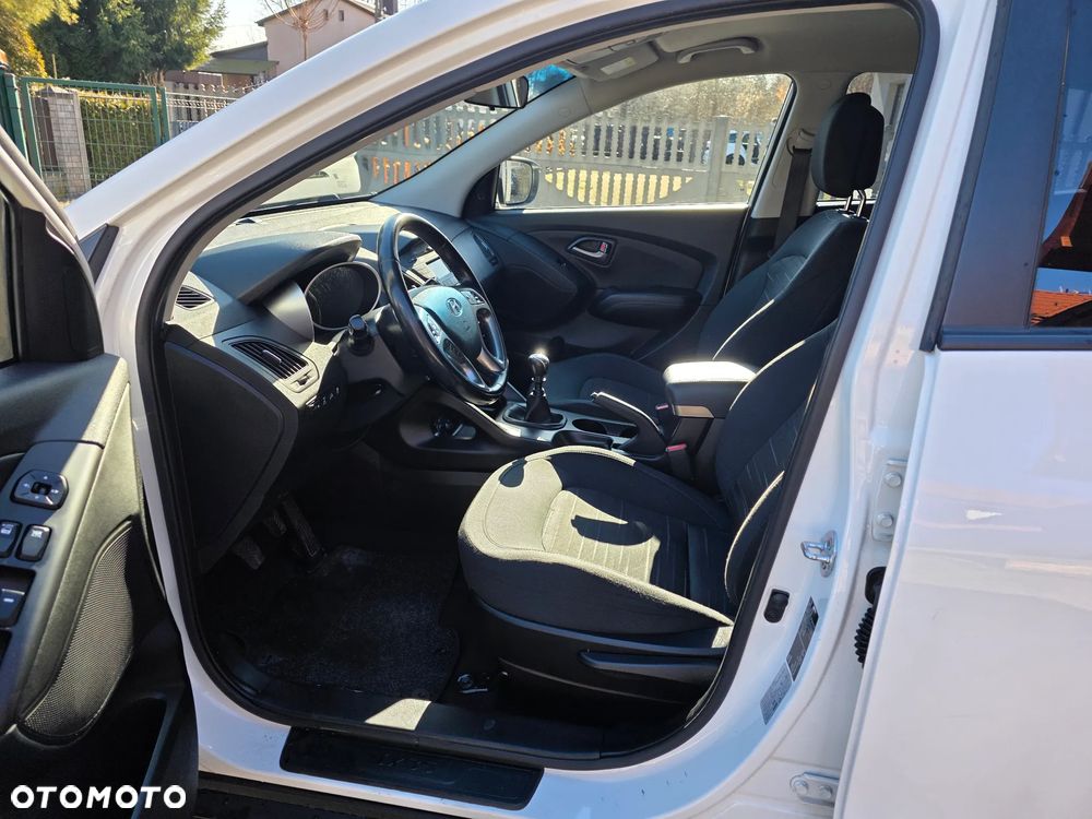 Hyundai ix35 2.0 CRDi 4WD Premium - 10