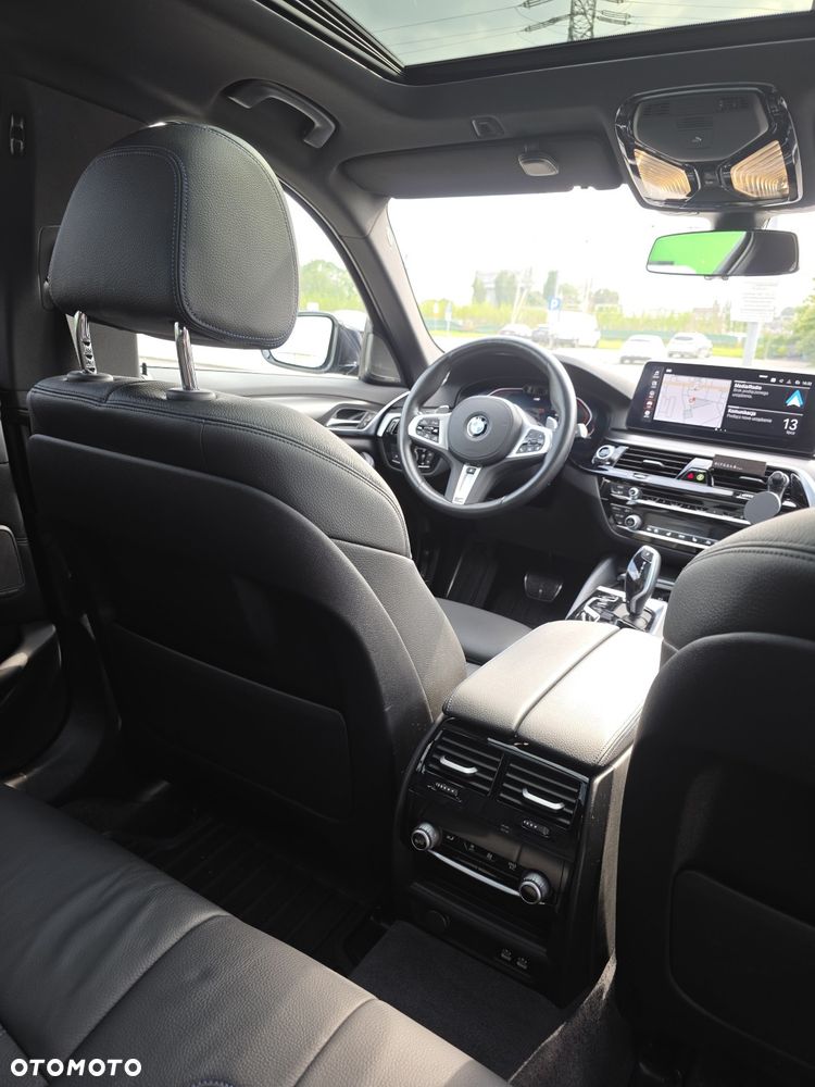 BMW Seria 5 520d xDrive mHEV M Sport sport - 17