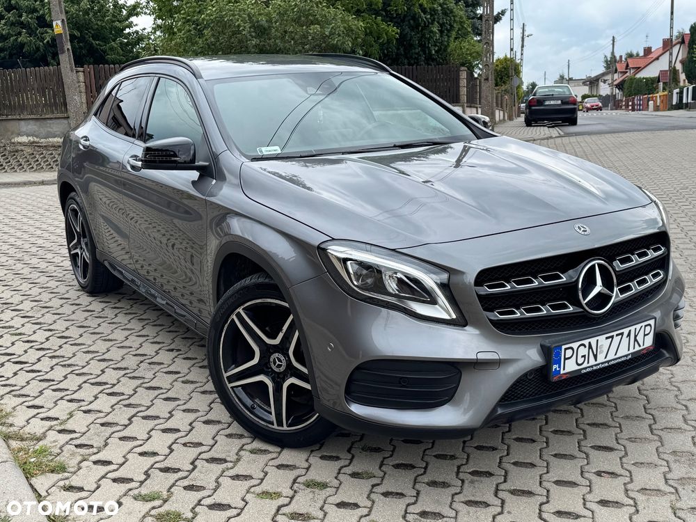 Mercedes-Benz GLA - 5