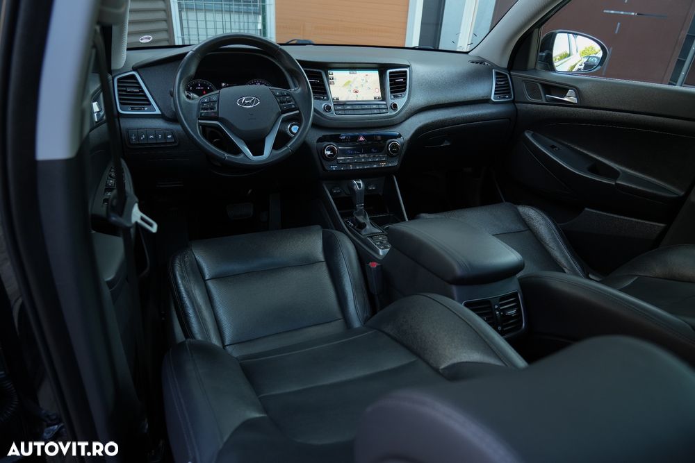 Hyundai Tucson 2.0 CRDI 4WD Automatik Premium - 16
