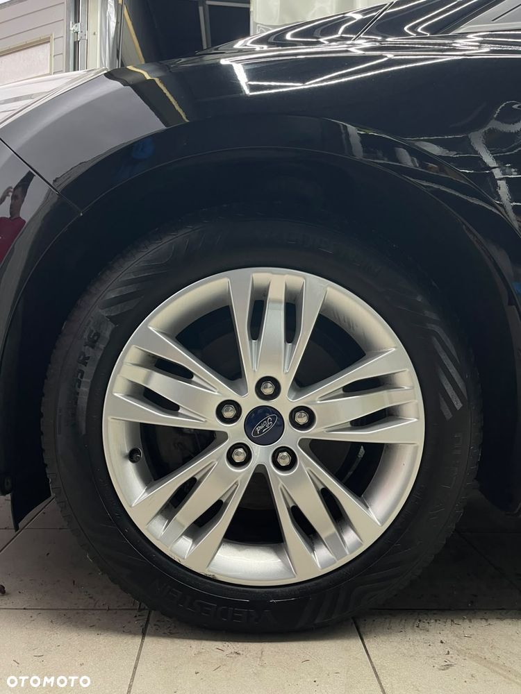 Ford Focus 1.0 EcoBoost Start-Stopp-System SYNC Edition - 19