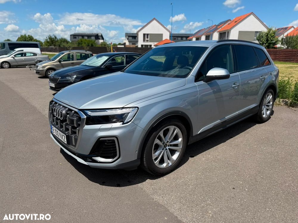 Audi Q7 - 1