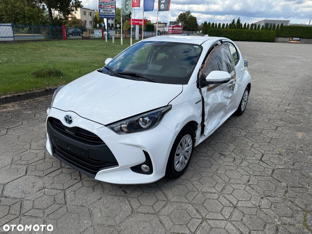 Toyota Yaris - 1