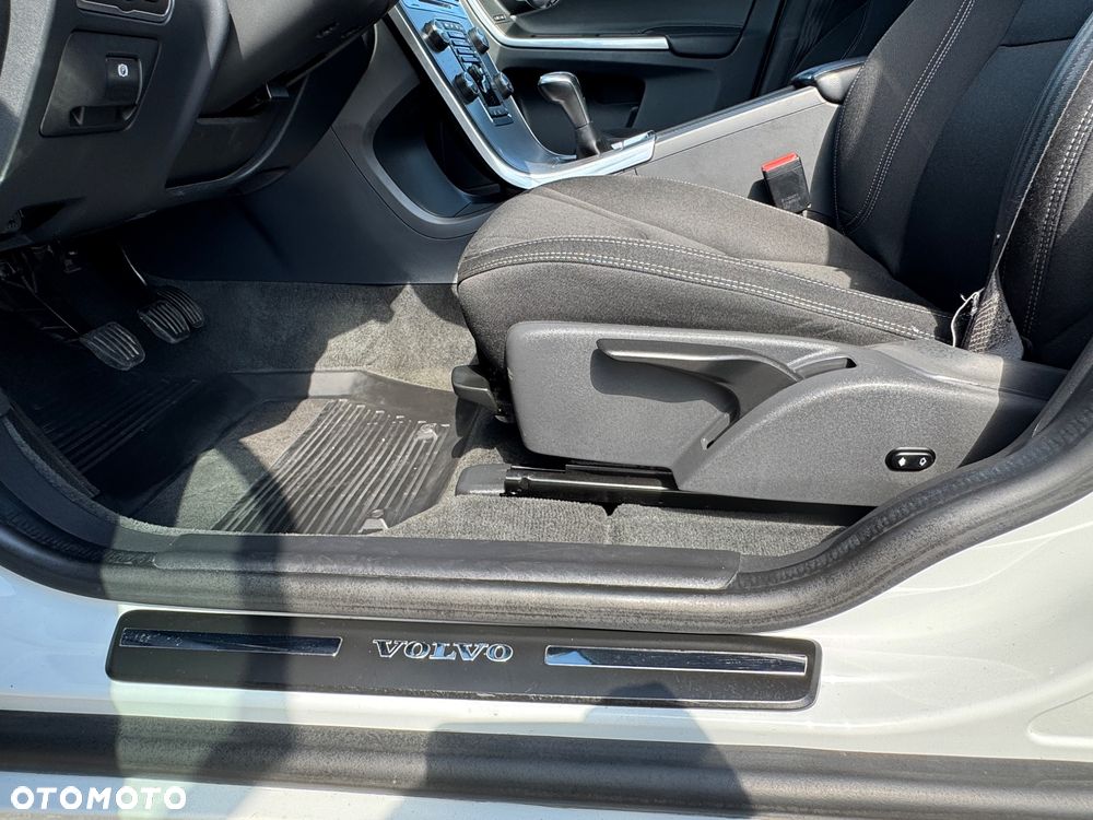 Volvo XC 60 D3 Linje Inscription - 19