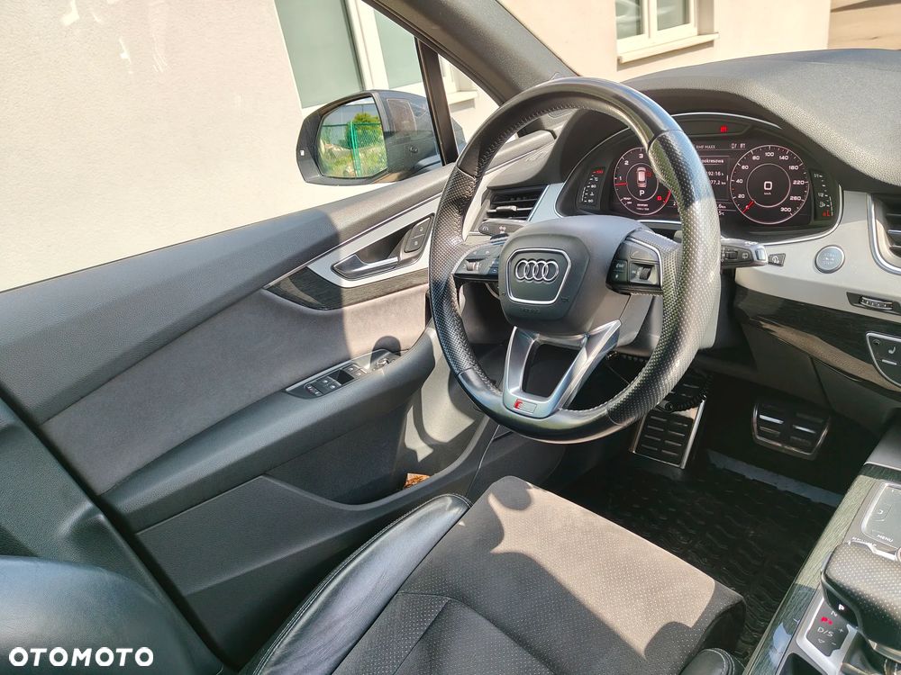 Audi Q7 - 15