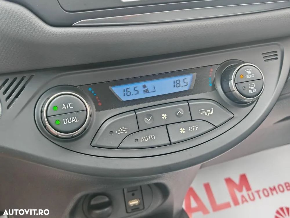 Toyota Yaris 1.5 VVT-i HSD Dynamic - 14