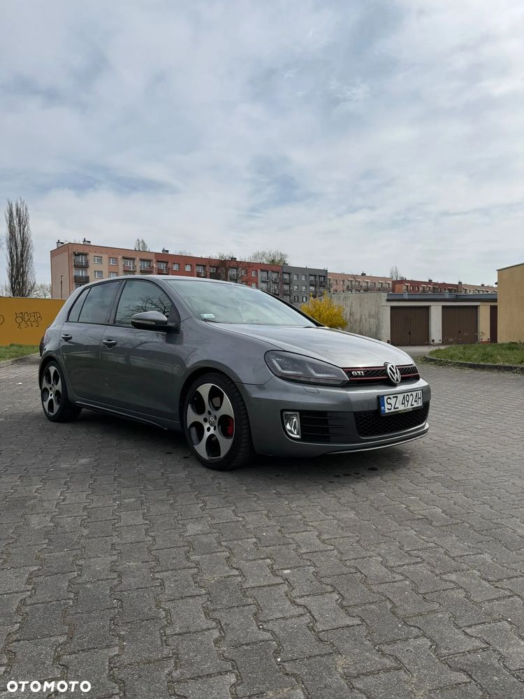 Volkswagen Golf 2.0 GTI - 4