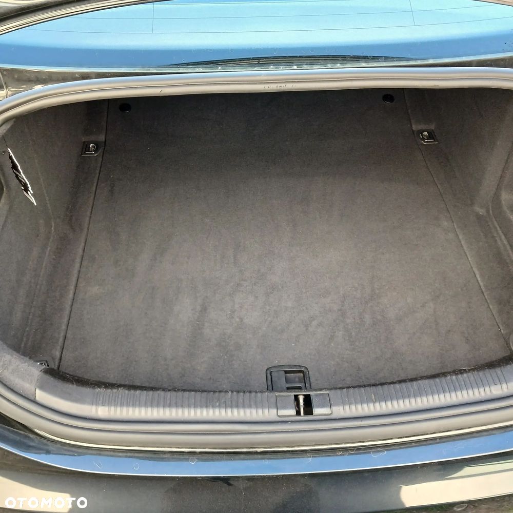 Audi A6 Limousine 2.4 - 9