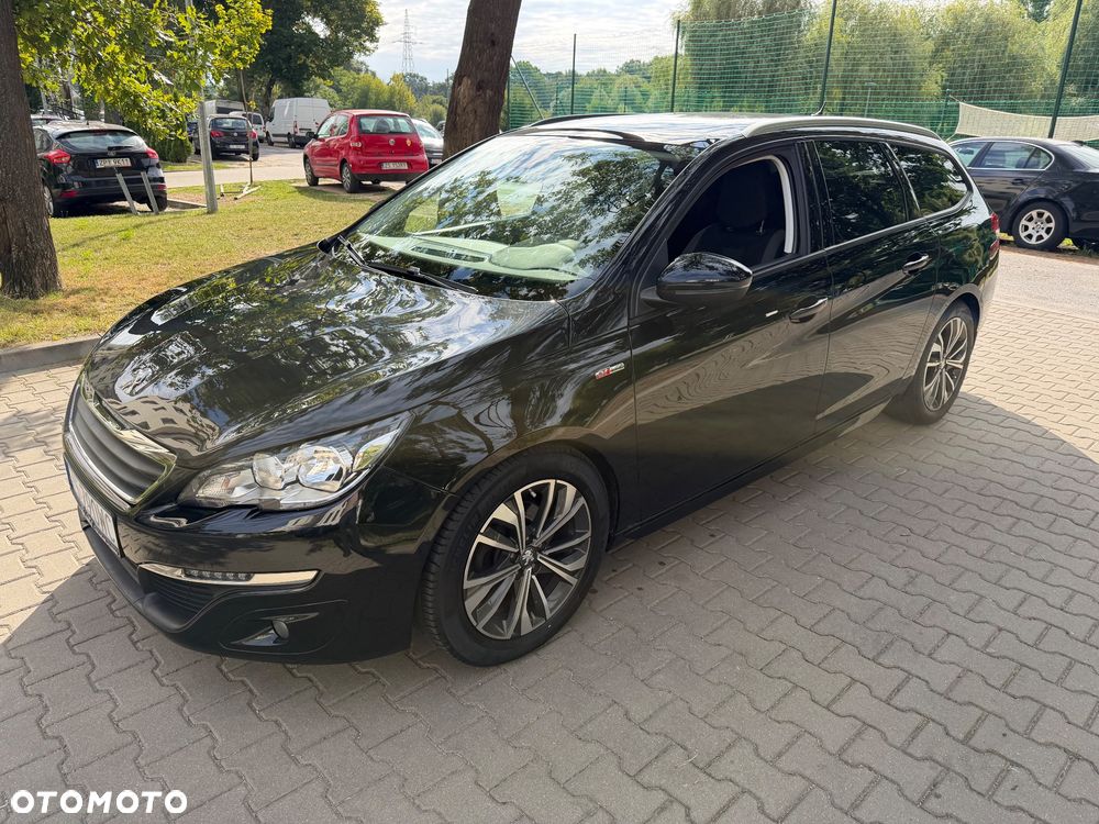 Peugeot 308 - 4