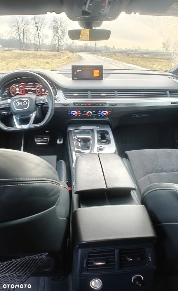 Audi Q7 - 5