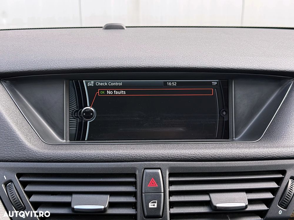 BMW X1 xDrive18d - 27